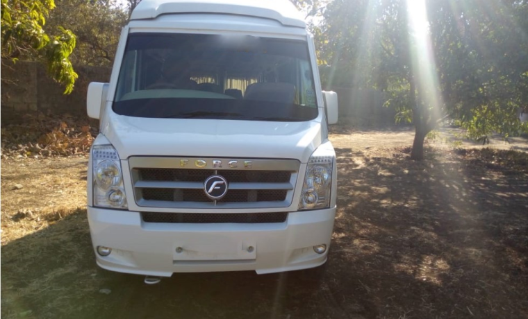 11 Seater Ac Premium 2×1 Tempo Traveller