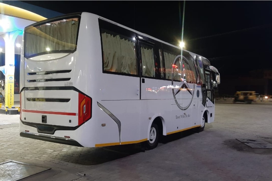 25 Seater Ac 2×2