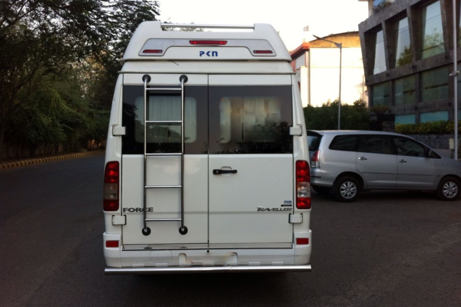 14 Seater Ac Premium 2×1 Tempo Traveller