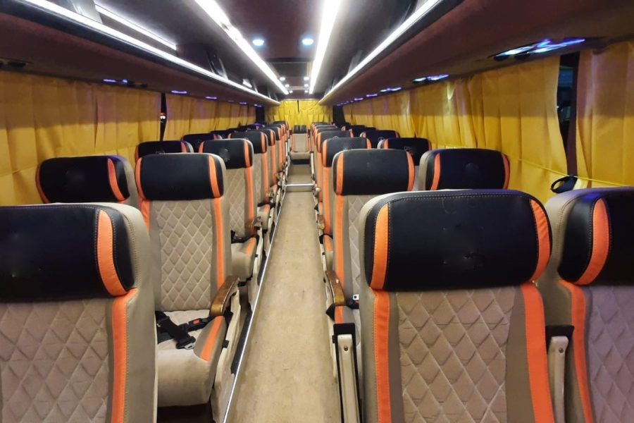 49 Seater Ac Coach 2×2