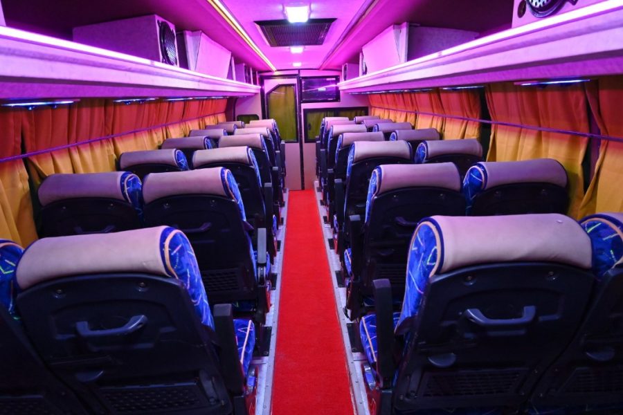 33 Seater Ac Minibus 2×2